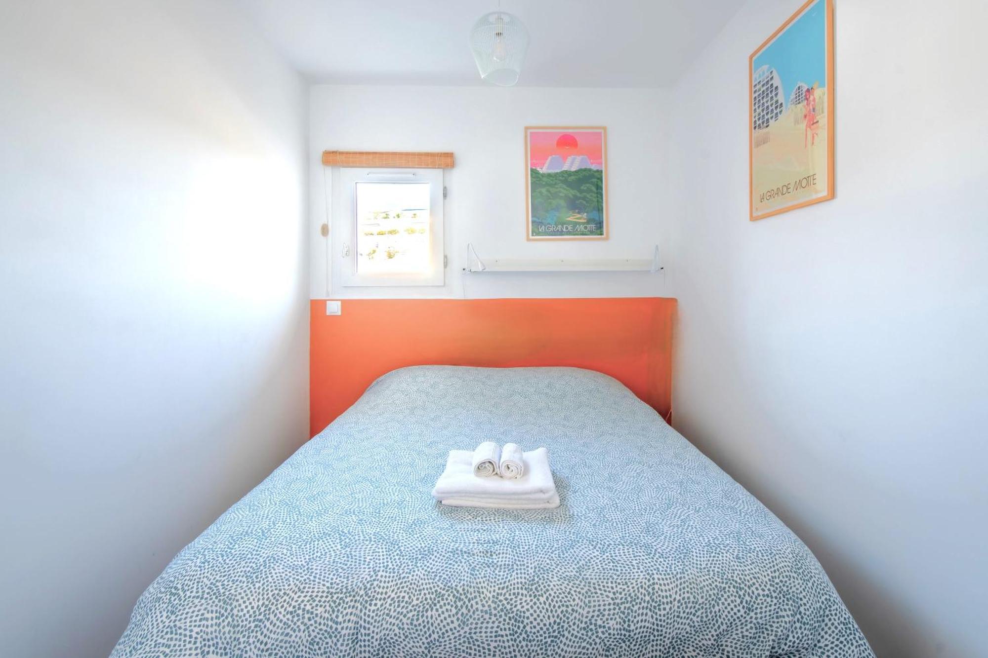 Apartment T2 - Terrasse - 3 Min A Pieds Des Plages- Parking Privee - Clim - Wifi - 4 Pax *